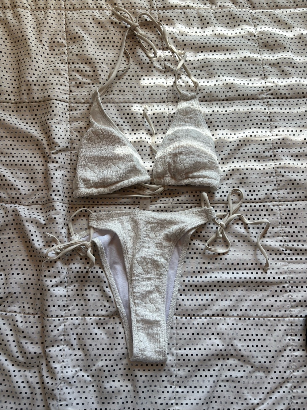 SHEIN Cream Textured Tie Triangle Bikini Set